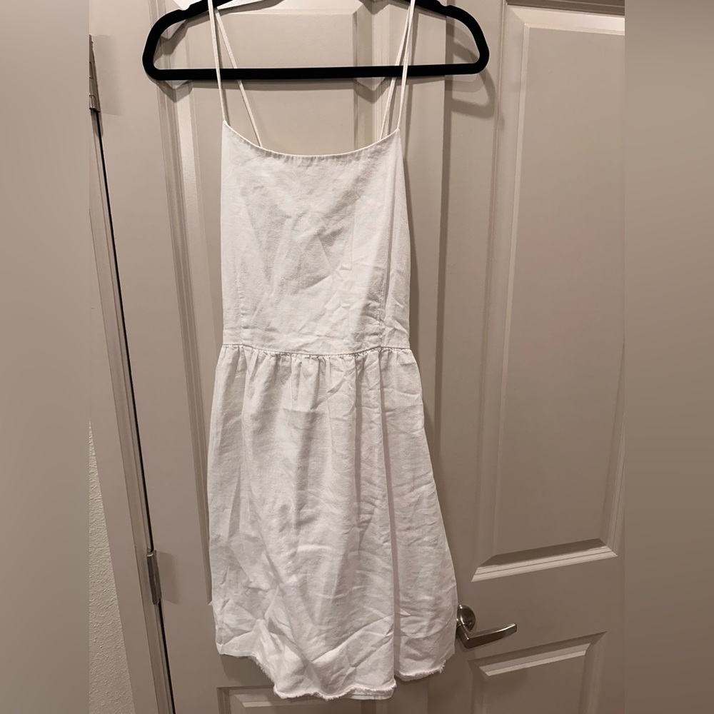 Old Navy White Sleeveless Dress